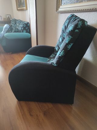 Sofá 2-3 plazas Negro & Turquesa
Más dos sillones 