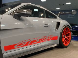 Porsche 911 Carrera GT3 RS 