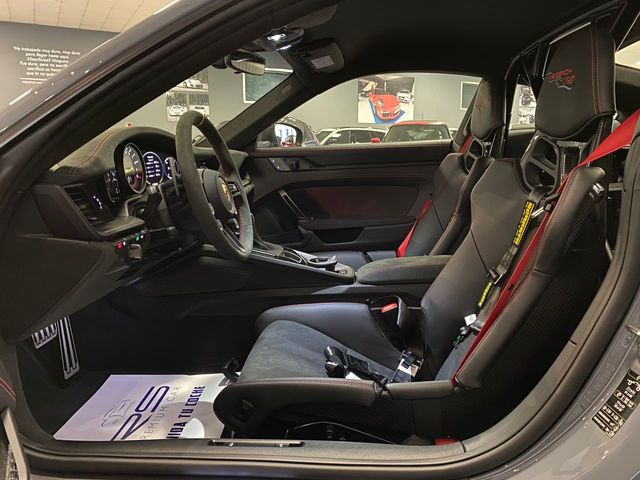Porsche 911 Carrera GT3 RS