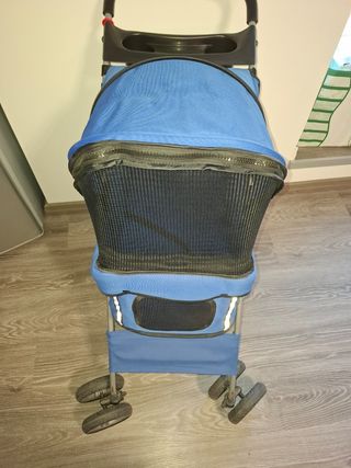 Passeggino per cani blu