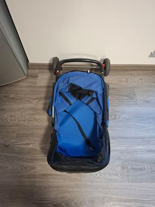 Passeggino per cani blu
