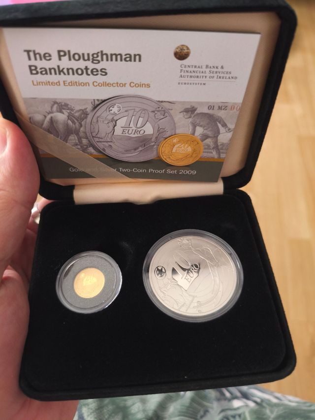 Juego Monedas Oro y plata Irlanda 2009 Labrador