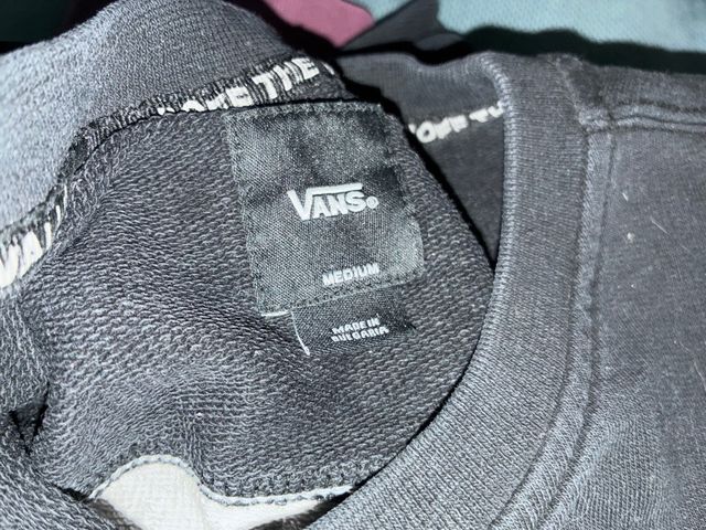 Sudadera Vans | Negro y Morado