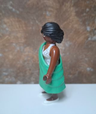 Playmobil custom ciudadana para belén 