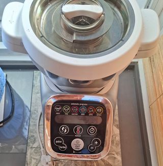 Molinex Companion: Robot Cocina