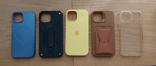 Fundas iPhone 15 - Variadas