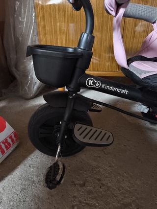 Triciclo Kinderkraft rosa