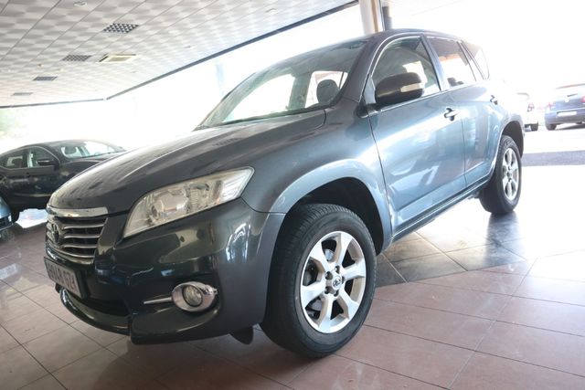 Toyota RAV4 2011