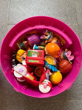 Cabeza infantil Pin y Pon llena de muñecos 