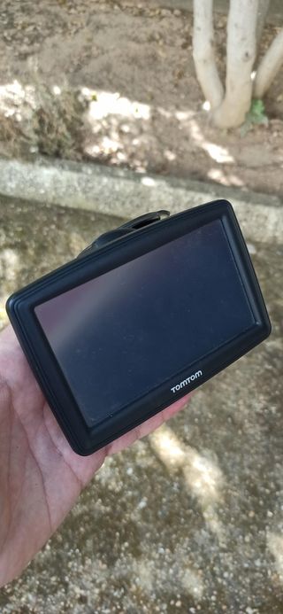 GPS TomTom-Buen estado. Solo en mano en Valladolid