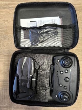 Dron plegable con 2 cámaras estabilizacion auto