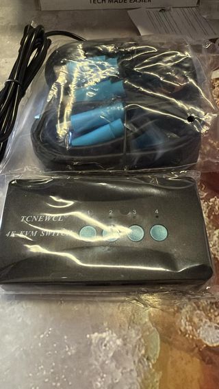 Conmutador KVM 4K TCNEWCL