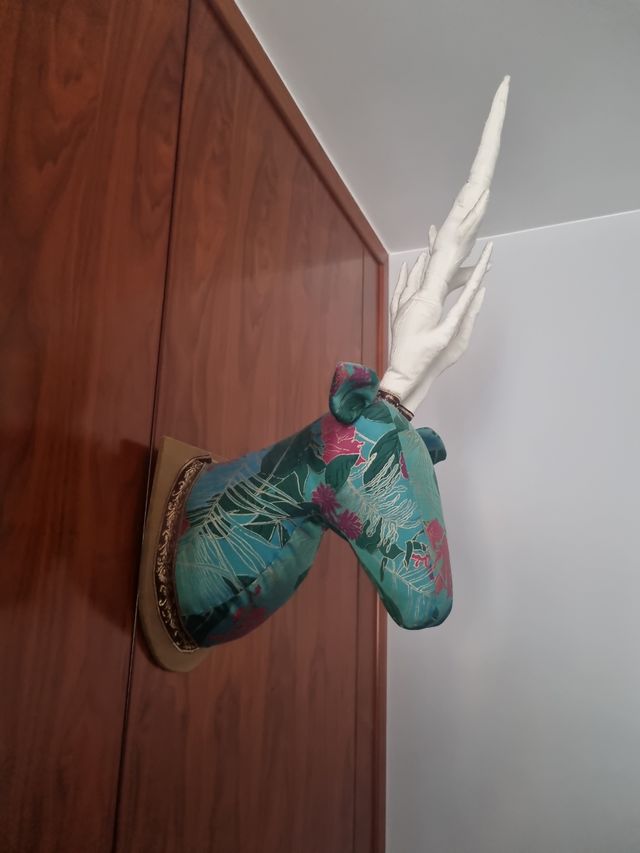Cabeza ciervo tela - Decoración