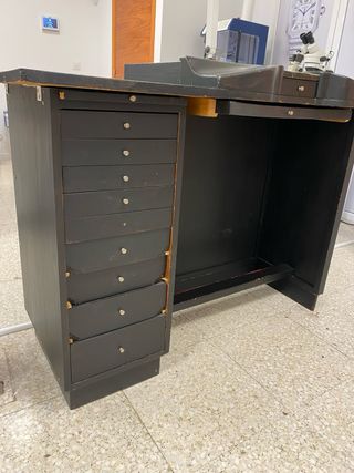 Mesa relojero 
