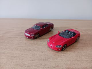 2 Modellini auto Dodge: Charger & Viper
