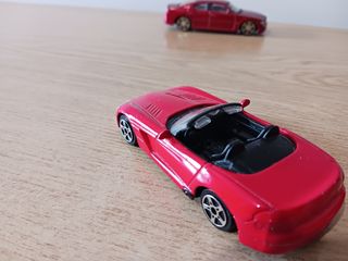 2 Modellini auto Dodge: Charger & Viper