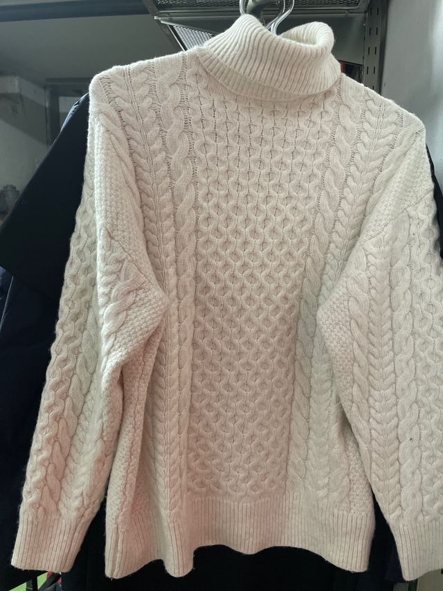 Suéter beige de punto, talla XS