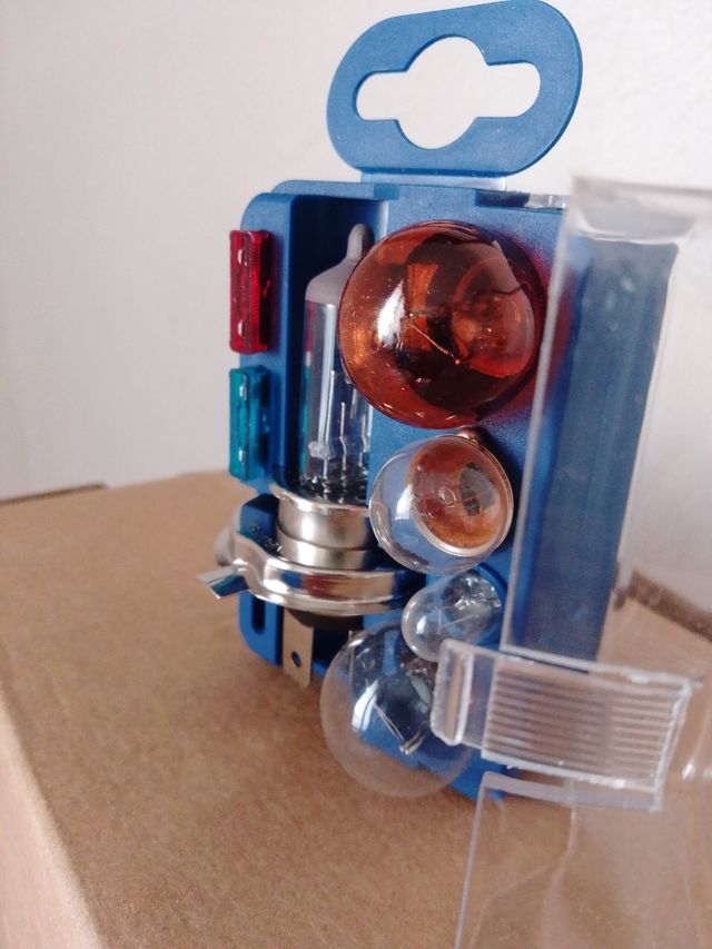 Juego lámparas coche H4