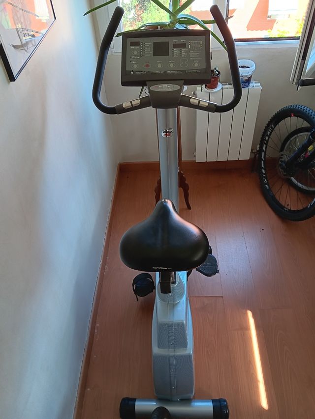 Bicicleta estática BH Oxygen