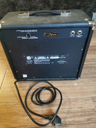 Amplificador guitarra Academy Stage 30
