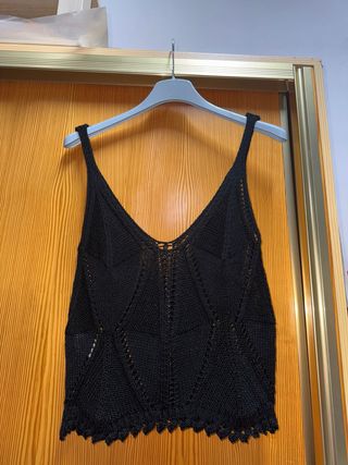 Top negro crochet