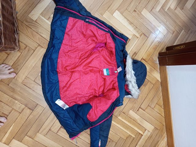 Abrigo acolchado azul niño