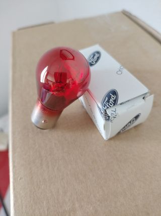 Luz trasera roja Ford 2polos
