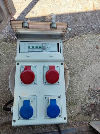 Quadro elettrico 4 prese