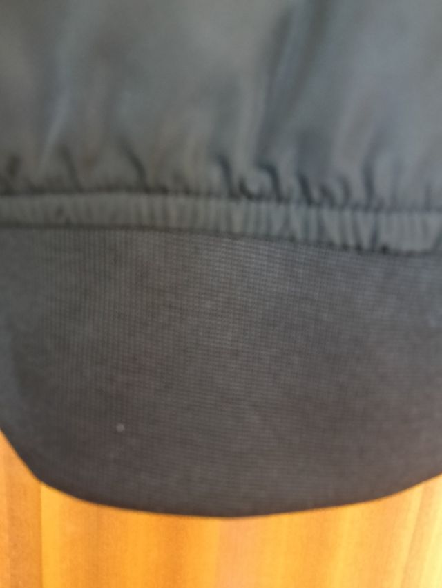 Cazadora bomber negra unisex