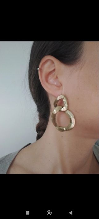 Pendientes dorados | Diseño irregular