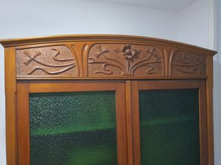 Vitrina Art Déco: Madera y Cristal