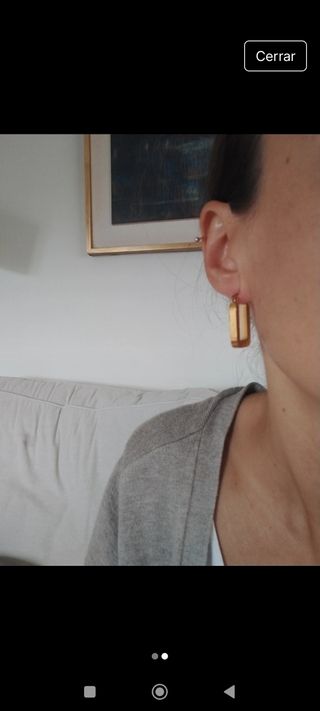 Pendientes dorados rectangulares