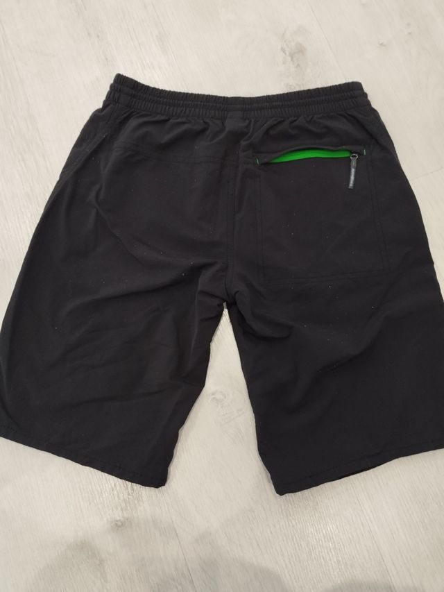 Pantalón corto Trangoworld negro