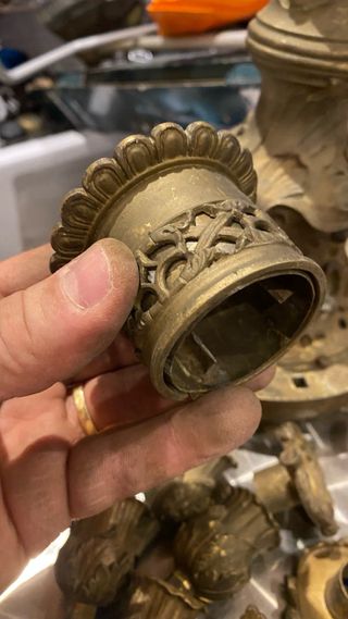 Piezas lámpara bronce antigua