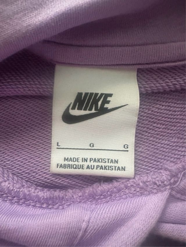 Sudadera Nike morada nueva!