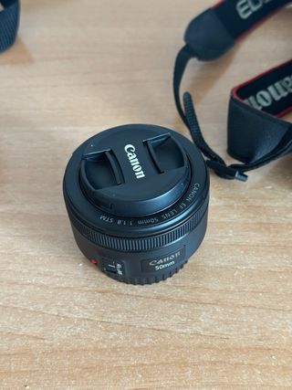 Canon EOS 2000D + Objetivo 50mm 1.8 + Sigma 17-50m