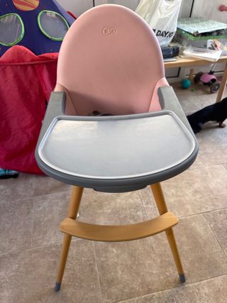 Trona Kinderkraft rosa convertible en silla