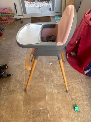 Trona Kinderkraft rosa convertible en silla