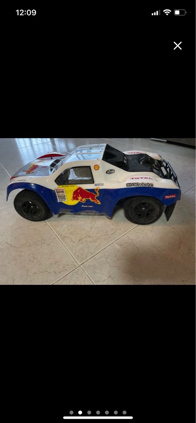 Auto buggy RedBull RC