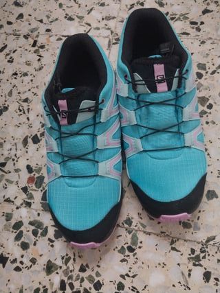 Zapatillas Salomon turquesa - casi nuevas
