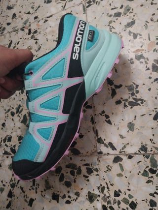 Zapatillas Salomon turquesa - casi nuevas