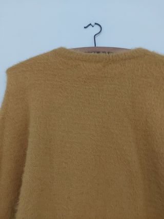Jersey Pull&Bear amarillo talla S