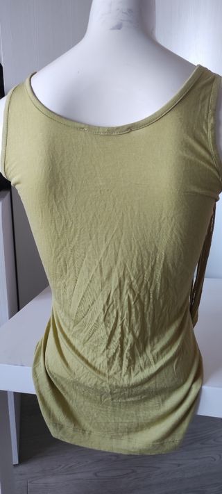 Camiseta sin mangas flecos verde oliva