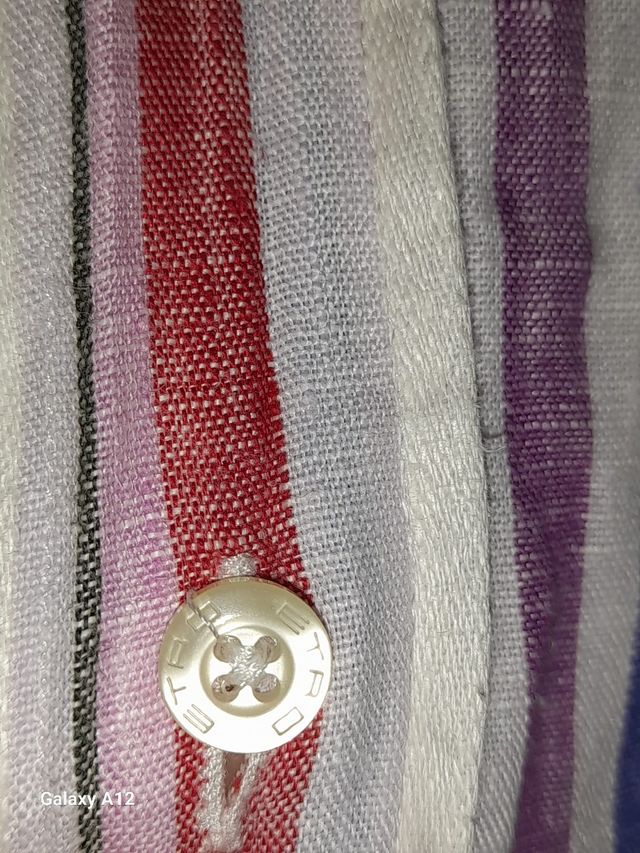 Camisa ETRO de lino multicolor a rayas.