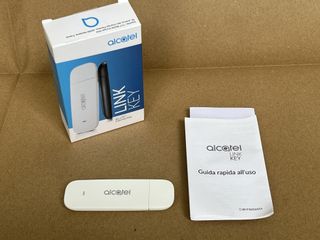 Alcatel IK40V 4G LTE - Chiavetta Internet con SIM