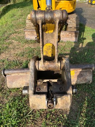 Miniexcavadora Komatsu PC20 - usada