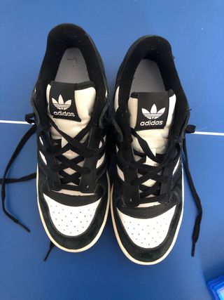 Zapatillas Adidas - Talla 39.5