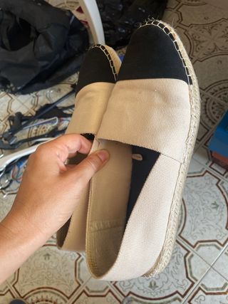 Alpargatas Zara beige-negro