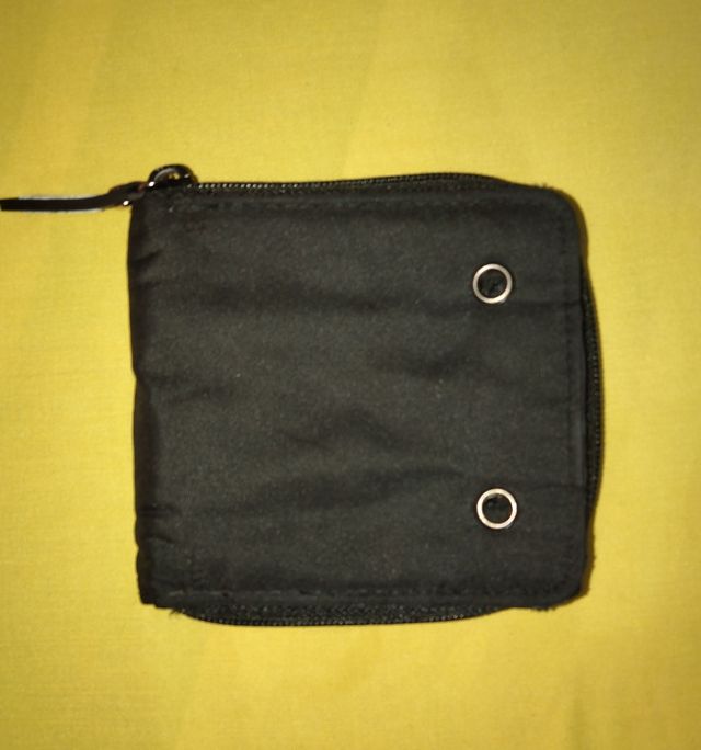 Cartera Coca-Cola negra