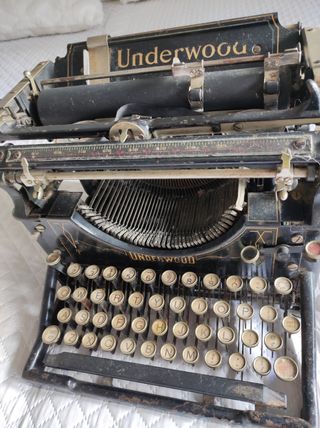 Máquina escribir Underwood antigua